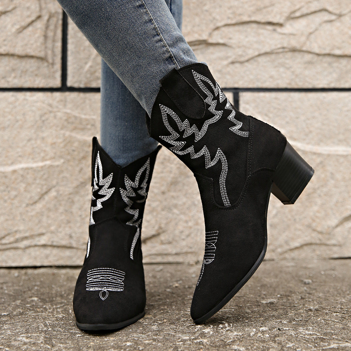 Womens Pointed-toe Slip-on Cowboy Boots | Platform Casual Plus Size Boots
