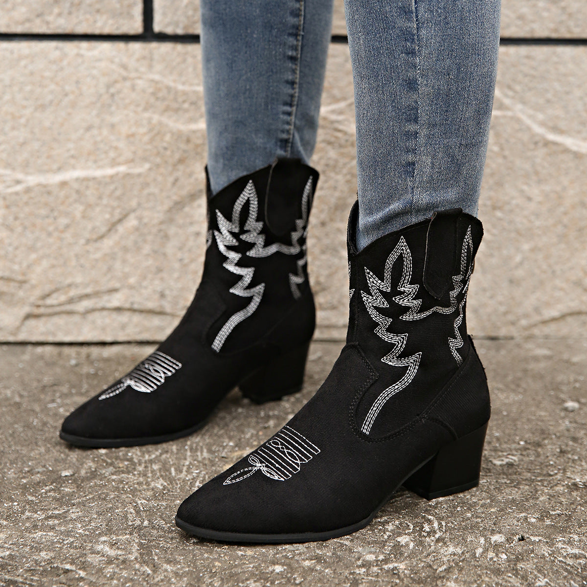 Womens Pointed-toe Slip-on Cowboy Boots | Platform Casual Plus Size Boots