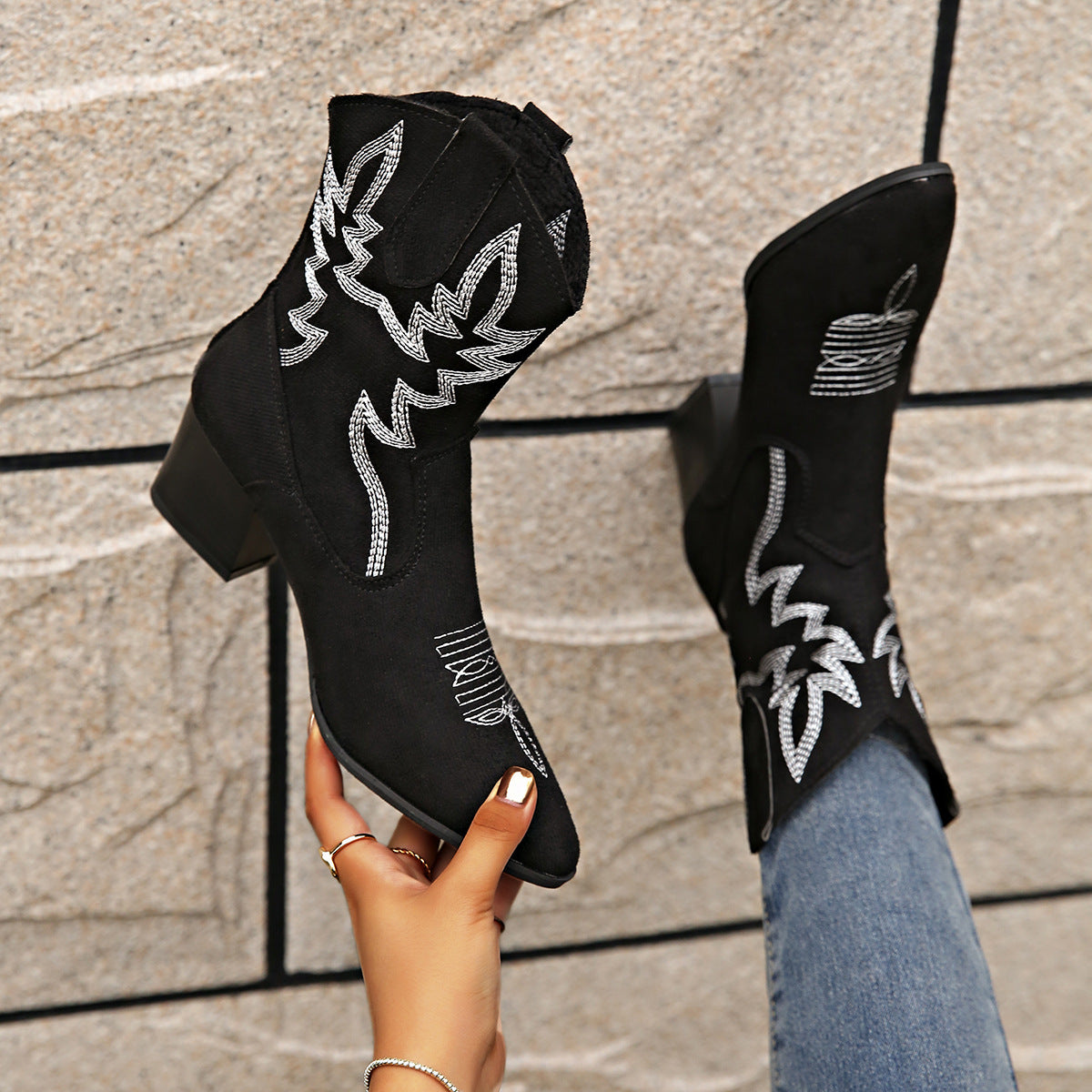 Womens Pointed-toe Slip-on Cowboy Boots | Platform Casual Plus Size Boots