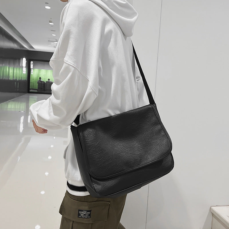 Men's British Style Simple Vintage Messenger Bag by Lakd London