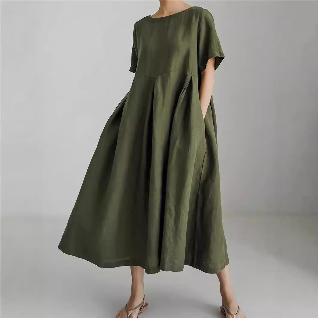 Women's Loose Round Neck Plus Size Short Sleeve Dress by Lakd London