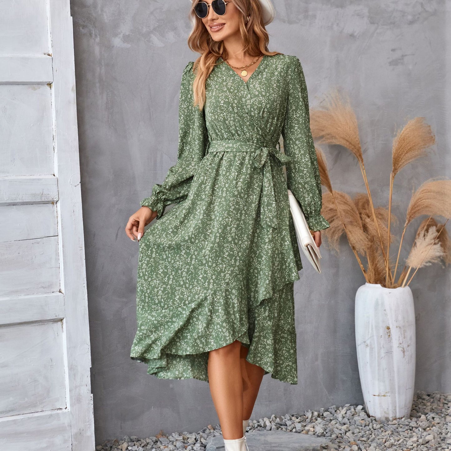 Women's Floral Print Long Sleeve Ruffled Midi Commuter Dress Elegant